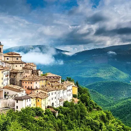 Torre Paola Dimora Romantica Lägenhet *