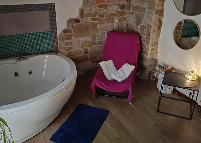 Torre Paola Dimora Romantica * Acquasparta